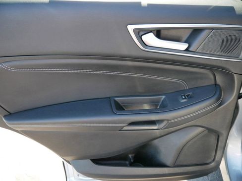 Certified 2024 Ford Edge Titanium image 12