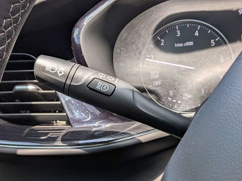 Used 2023 Buick Envision Essence FWD image 31