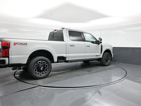 New 2026 Ford F250 Lariat w/ Chrome Package AWD/4WD image 9