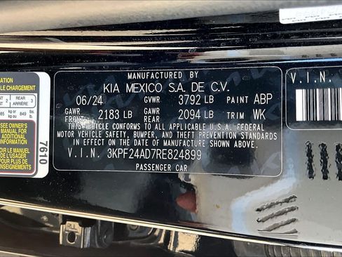 Used 2024 Kia Forte LXS w/ LXS Technology Package FWD image 36