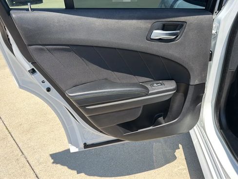 Used 2019 Dodge Charger Scat Pack RWD image 50