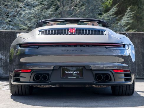 Used 2020 Porsche 911 Carrera S image 10