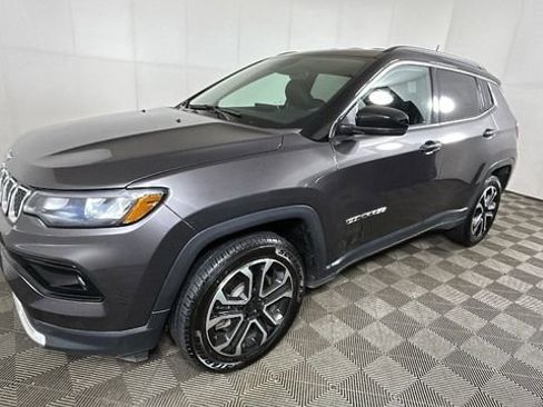 Used 2024 Jeep Compass Limited AWD/4WD image 7