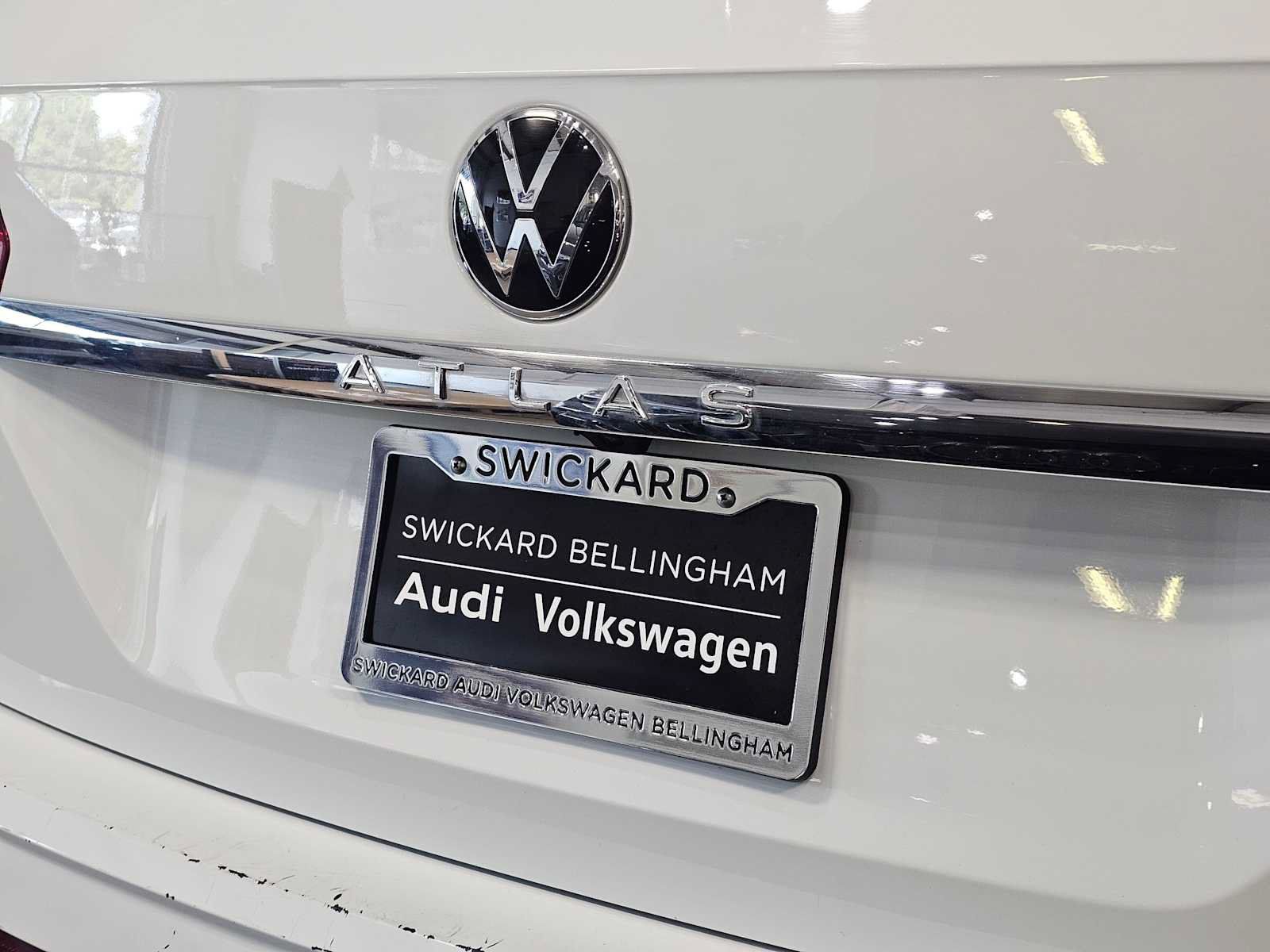 Used 2023 Volkswagen Atlas SE w/ Panoramic Sunroof Package AWD/4WD image 14