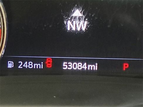 Used 2023 Buick Envision Essence w/ Sport Touring Package image 29