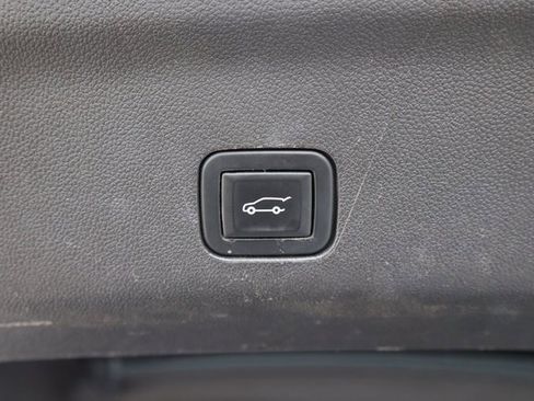 Used 2021 Chevrolet Tahoe High Country image 22