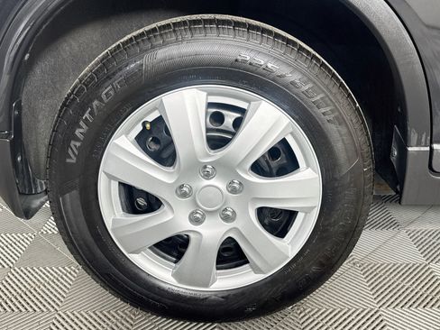 Used 2017 Nissan Rogue S FWD image 30