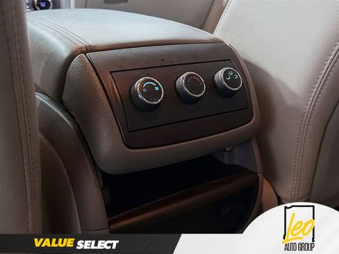Used 2015 Buick Enclave Leather FWD image 26