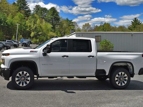 New 2026 Chevrolet Silverado 2500 Custom w/ Custom Value Package AWD/4WD image 4