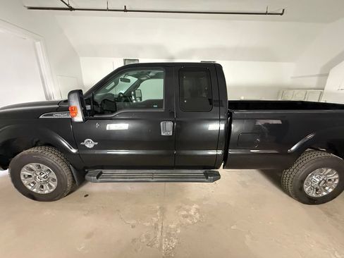 Used 2015 Ford F250 XLT w/ Snow Plow Prep Package AWD/4WD image 2