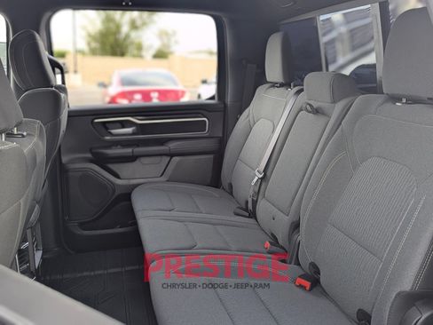 Used 2023 RAM 1500 Big Horn AWD/4WD image 33