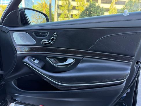 Used 2016 Mercedes-Benz S 63 AMG 4MATIC Sedan image 25