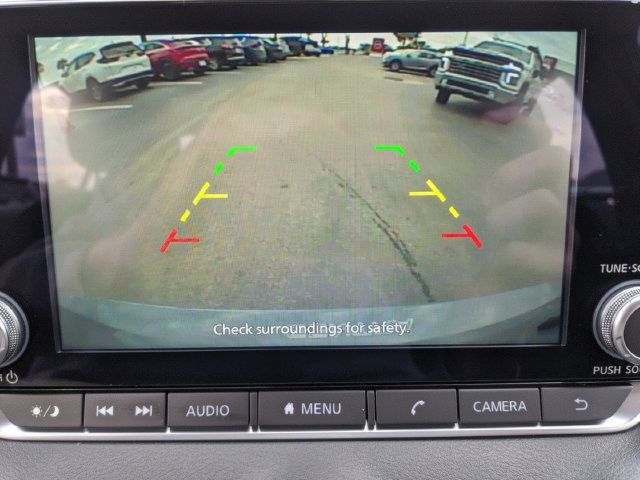 Certified 2025 Nissan Sentra SR FWD image 38
