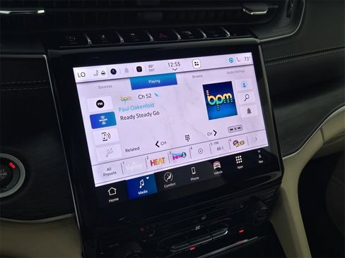 New 2025 Jeep Grand Cherokee Limited image 25