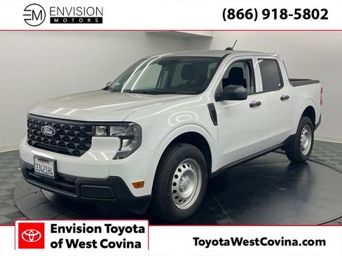 Used 2025 Ford Maverick XL image 1