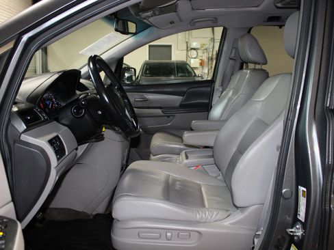 Used 2012 Honda Odyssey EX-L image 9