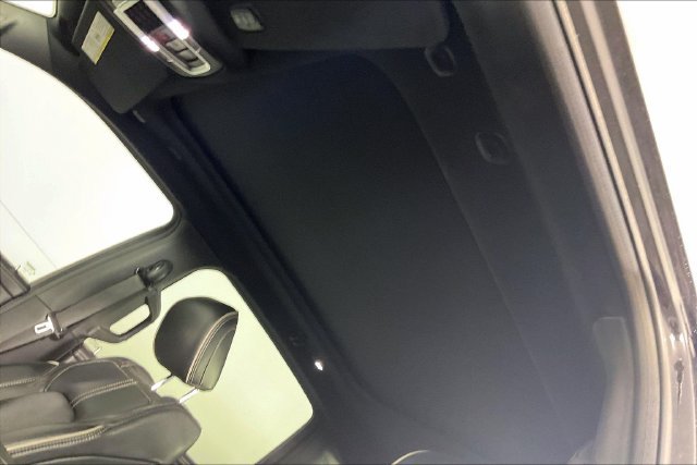 Used 2019 RAM 1500 Limited AWD/4WD image 3