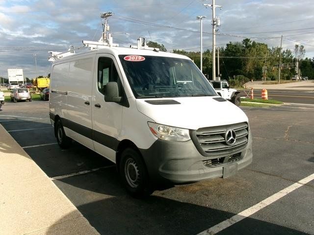 Used 2019 Mercedes-Benz Sprinter 144 w/ Premium Package image 4