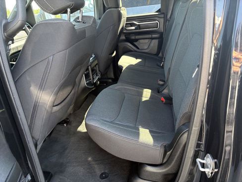 Used 2022 RAM 1500 Big Horn AWD/4WD image 14