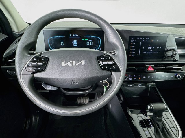 Used 2026 Kia Niro LX FWD image 10