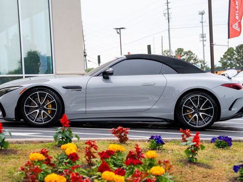 Used 2022 Mercedes-Benz SL 63 AMG 4MATIC image 26