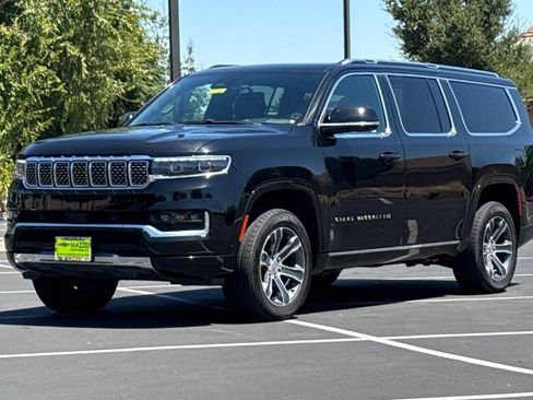 Used 2024 Jeep Grand Wagoneer L 4WD image 16
