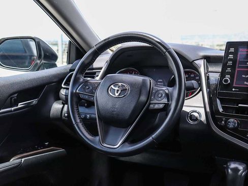 Used 2024 Toyota Camry XSE FWD image 16