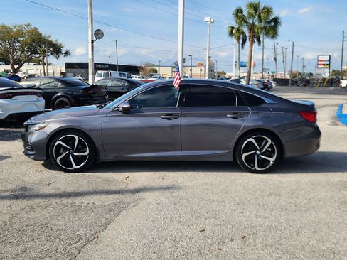 Used 2018 Honda Accord Sport image 4
