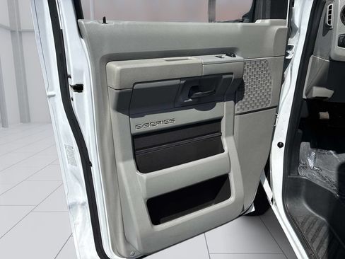 Used 2024 Ford E-350 and Econoline 350 Super Duty w/ Power Windows & Locks Group RWD image 17