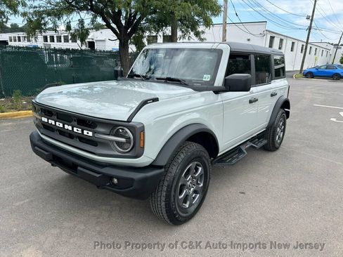 Used 2022 Ford Bronco Big Bend AWD/4WD image 2