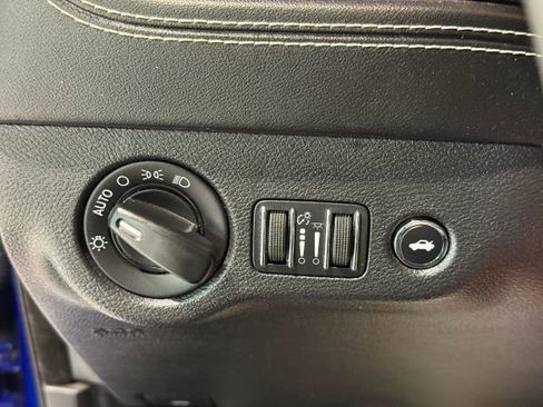 Used 2020 Dodge Charger SRT Hellcat w/ Harman/Kardon Audio Group RWD image 21