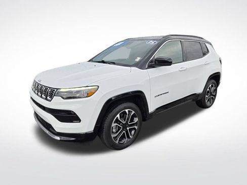 Used 2025 Jeep Compass Limited w/ Elite Group AWD/4WD image 10