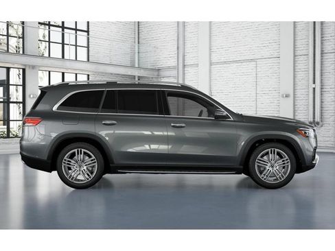 Used 2026 Mercedes-Benz GLS 450 4MATIC image 16