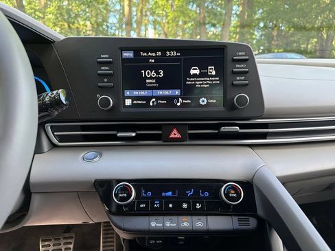 Certified 2026 Hyundai Elantra Sport FWD image 22