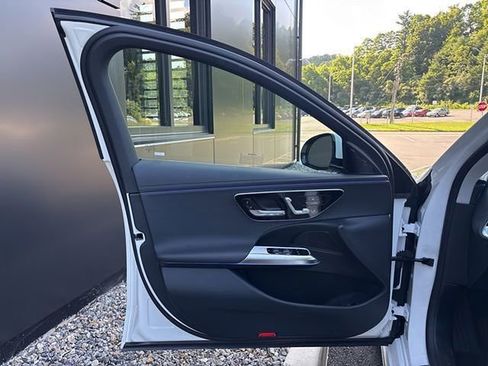 Used 2024 Mercedes-Benz E 350 4MATIC Sedan image 14