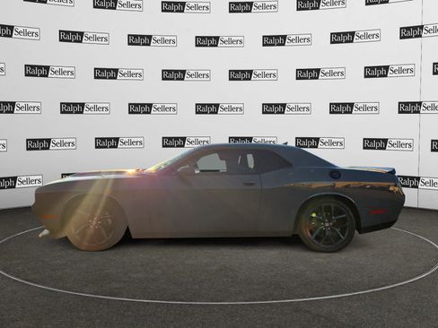 Used 2023 Dodge Challenger GT w/ Plus Package image 3