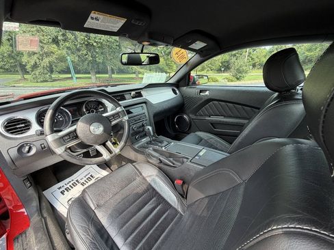 Used 2014 Ford Mustang Premium RWD image 6