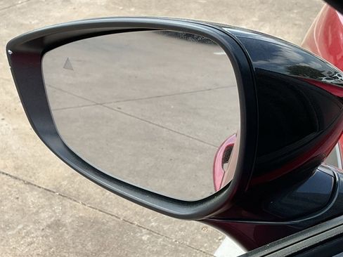 Used 2025 MAZDA CX-50 AWD 2.5 S w/ Premium Package image 11