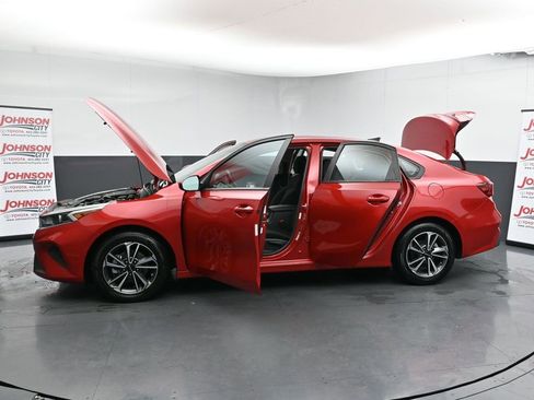 Used 2023 Kia Forte LXS image 44