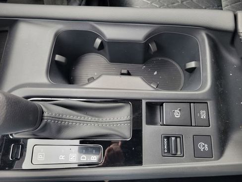 New 2026 Nissan Sentra SV w/ SV Convenience Package FWD image 26