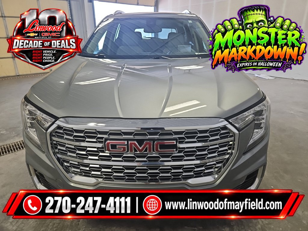 Used 2023 GMC Terrain Denali AWD/4WD image 3