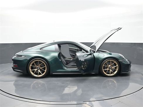 Certified 2022 Porsche 911 GT3 image 31