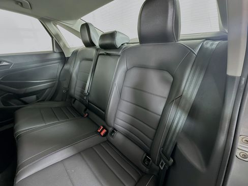 Used 2024 Volkswagen Jetta SE image 22