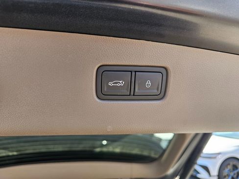 Used 2026 Genesis GV70 2.5T Advanced AWD/4WD image 15
