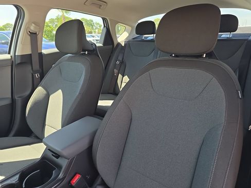 New 2026 Kia K4 FWD image 21