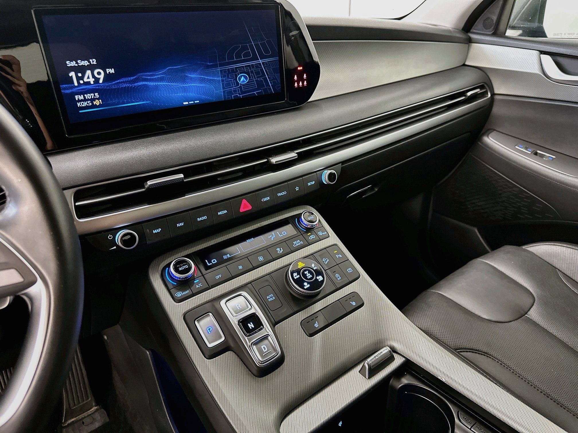 Used 2025 Hyundai Palisade SEL AWD/4WD image 26