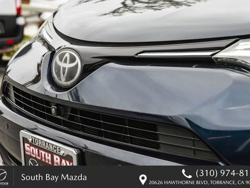 Used 2017 Toyota RAV4 Platinum w/ All Weather Liner Package FWD image 5