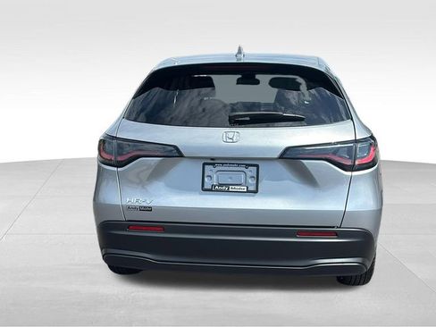 Certified 2026 Honda HR-V LX image 6