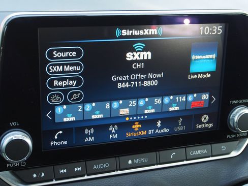 Used 2024 Nissan Sentra SR w/ Trunk Package FWD image 26