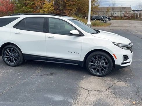 Certified 2022 Chevrolet Equinox RS image 9